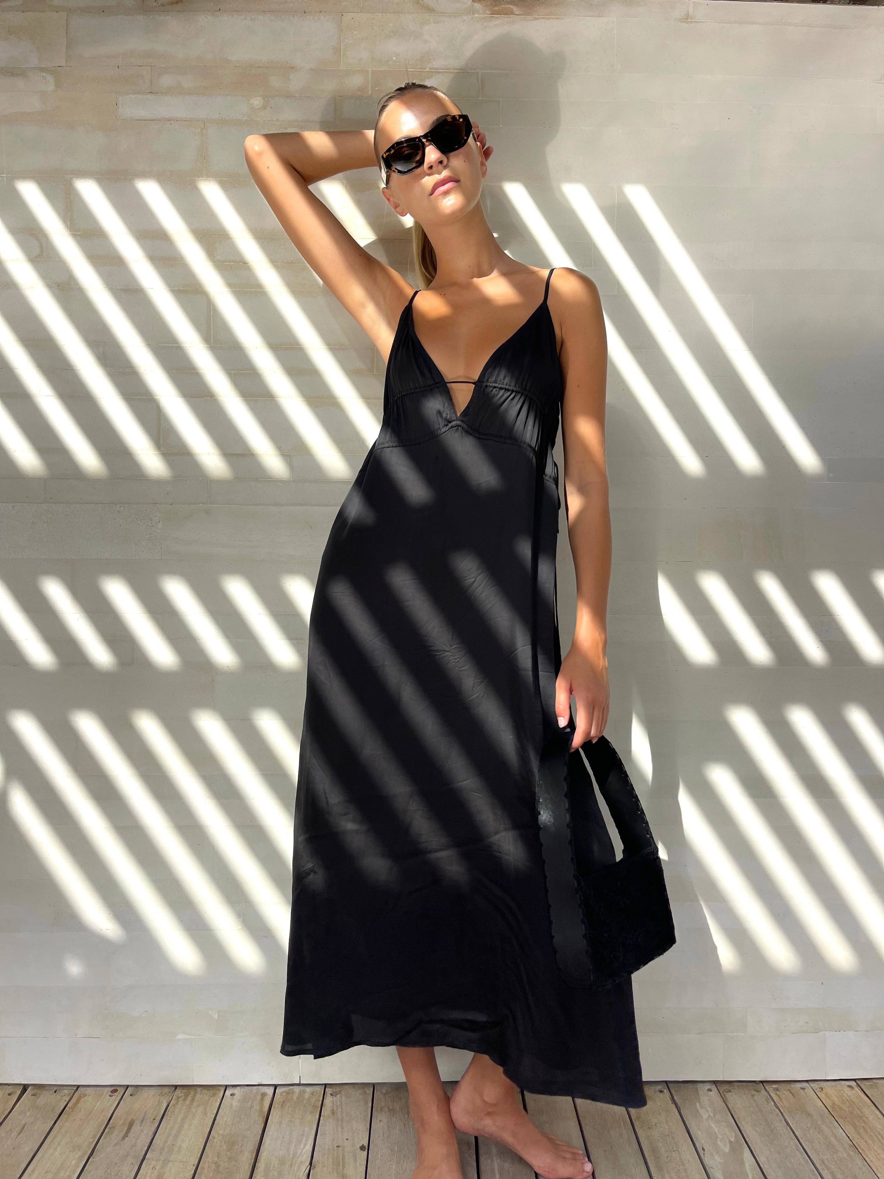 ALAYA DRESS